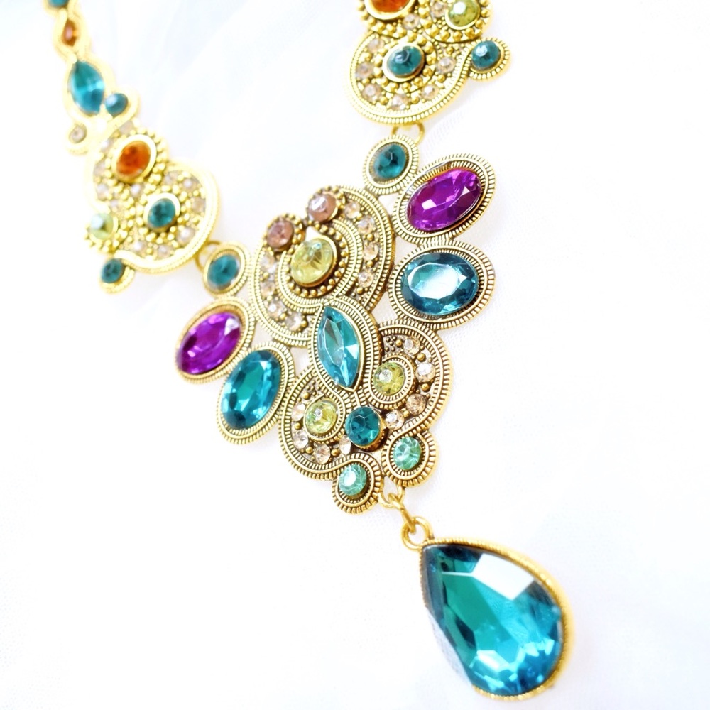 Rhinestone Statement Necklace